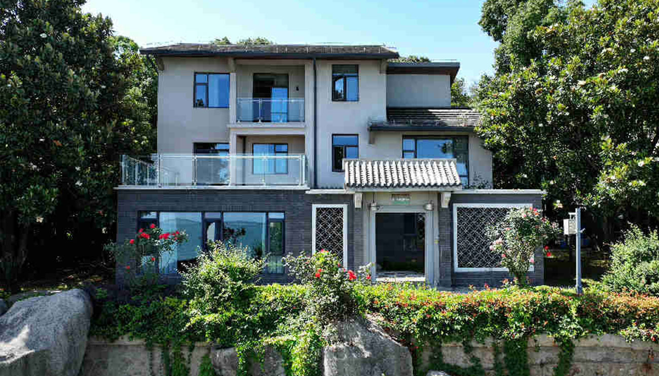 113504122.jpg 143340384.jpg